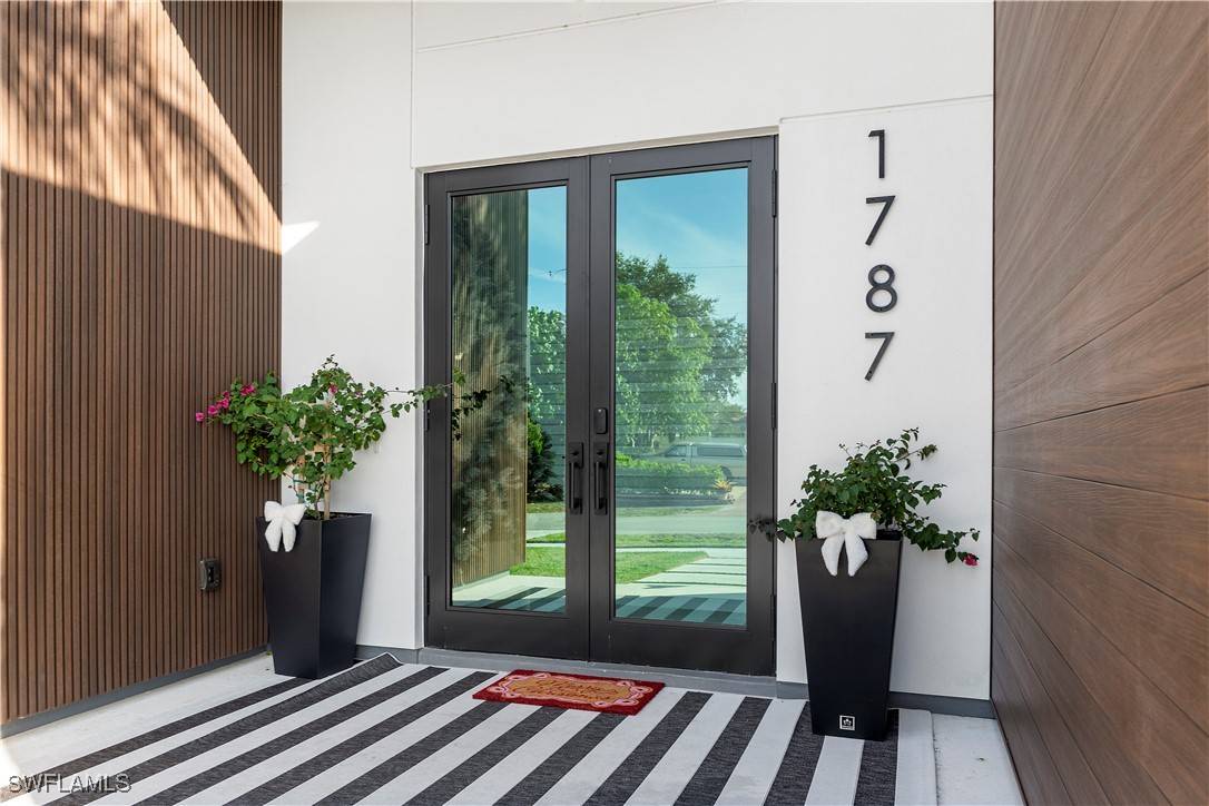 Marco Island, FL 34145,1787 Dogwood DR