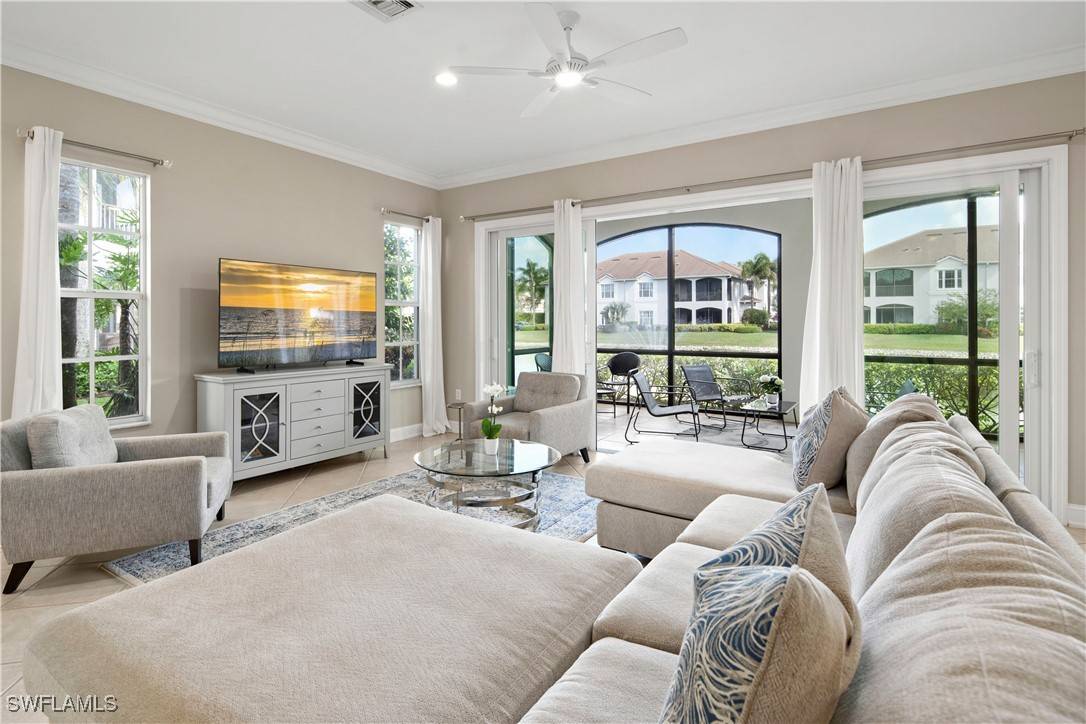 Naples, FL 34105,5025 Blauvelt WAY #101