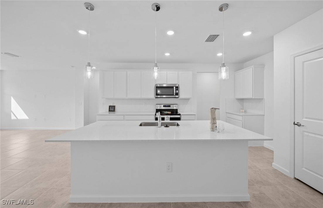 Cape Coral, FL 33909,1654 Lake Jessup CIR