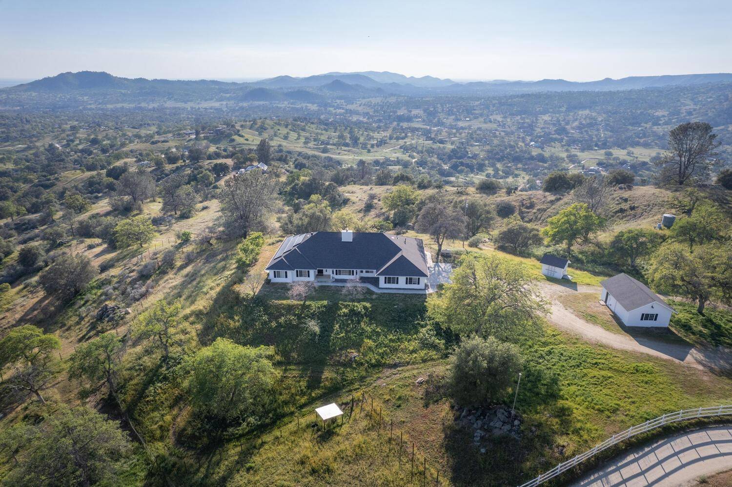 Prather, CA 93651,22568 Loper Valley LN