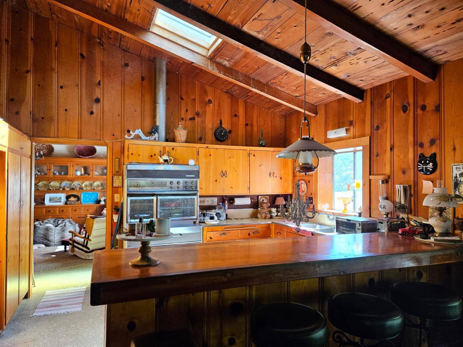 Bass Lake, CA 93604,39261 Cedar