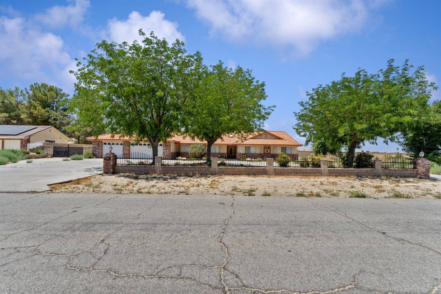 Lancaster, CA 93535,43949 Ryckebosch Lane