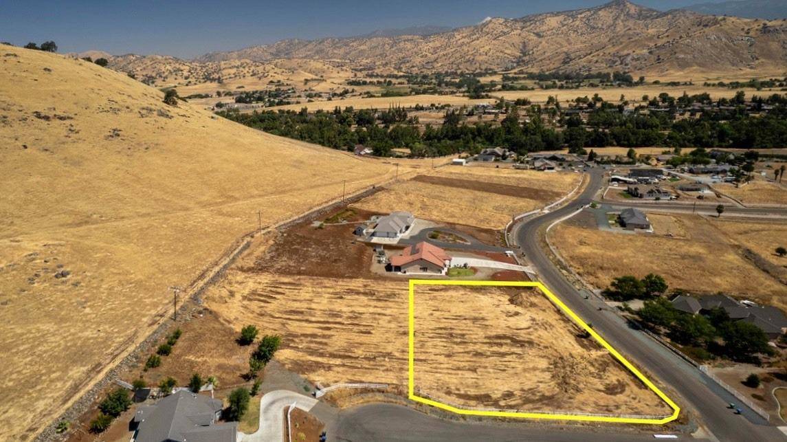 Springville, CA 93265,16690 Spotted Fawn CT