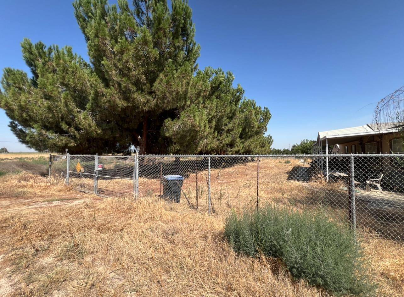 Fresno, CA 93706,8226 S Hughes AVE