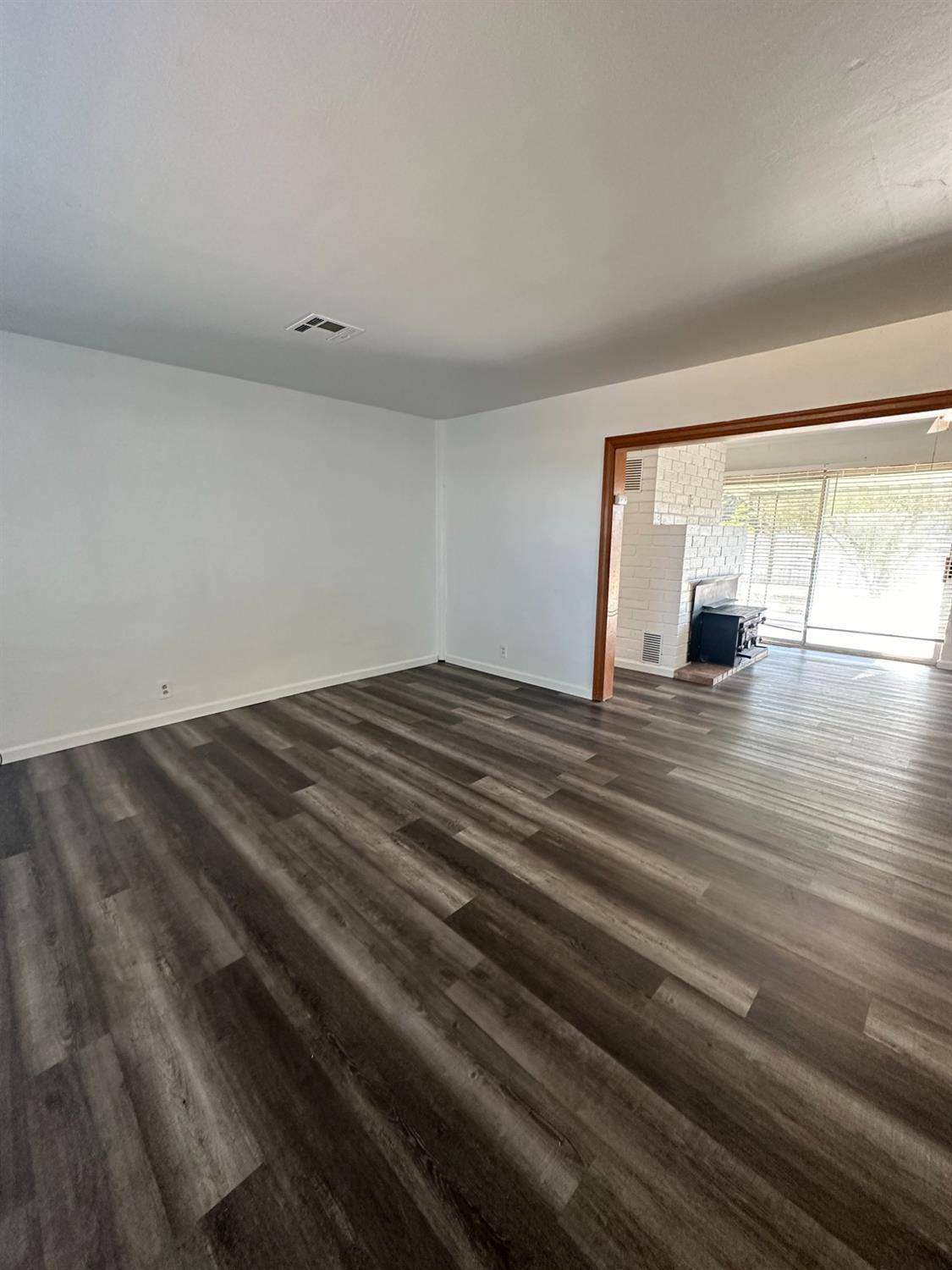 Sanger, CA 93657,842 S Indianola AVE
