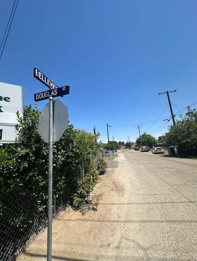Porterville, CA 93257,474 N Douglas ST