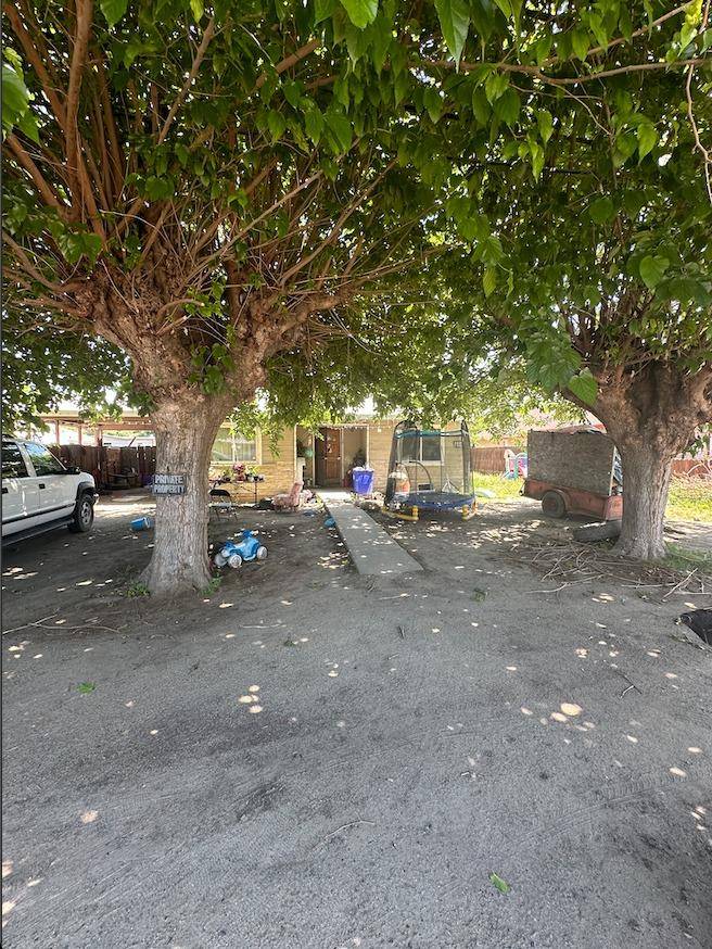 Porterville, CA 93257,474 N Douglas ST