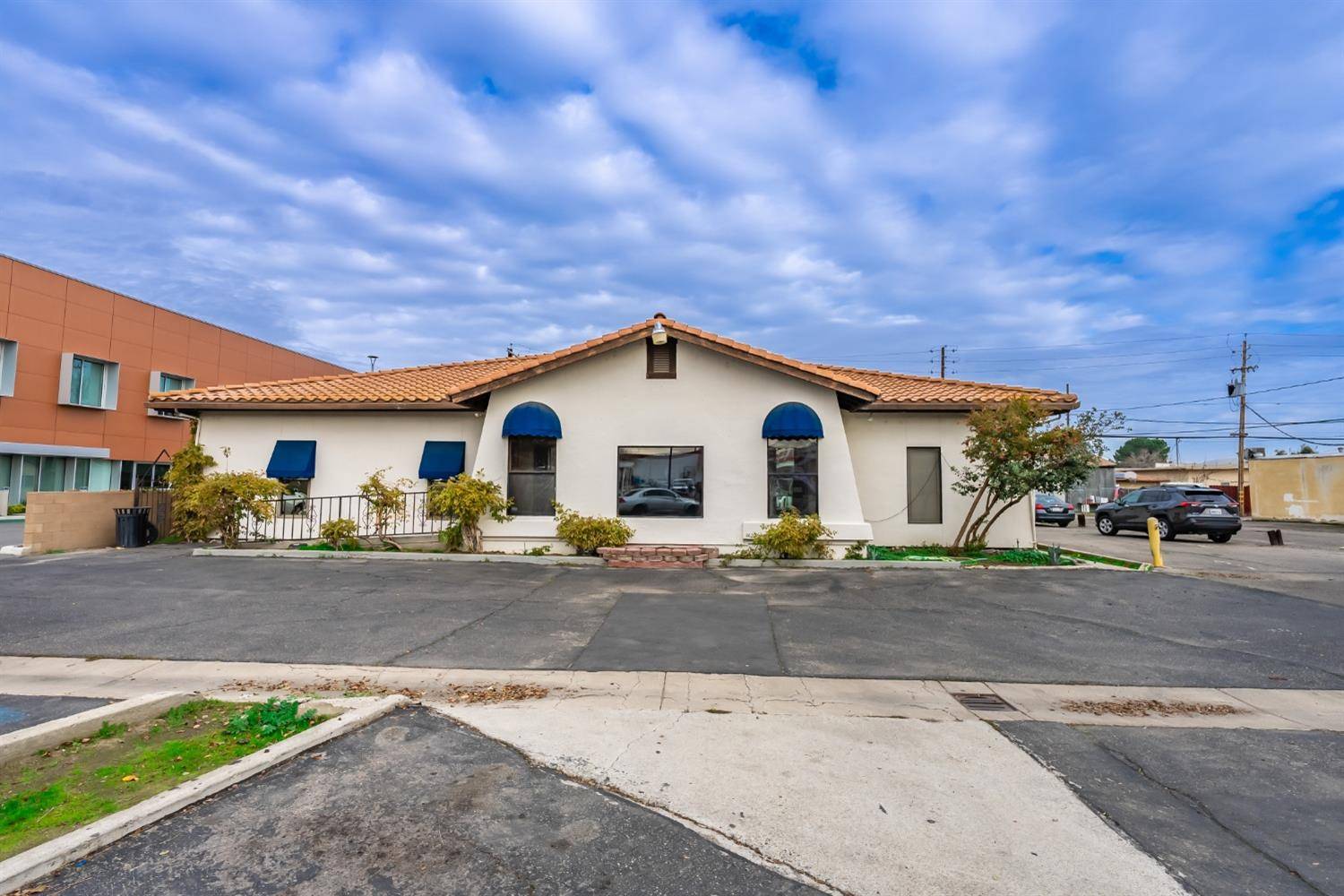 Firebaugh, CA 93622,927 O ST