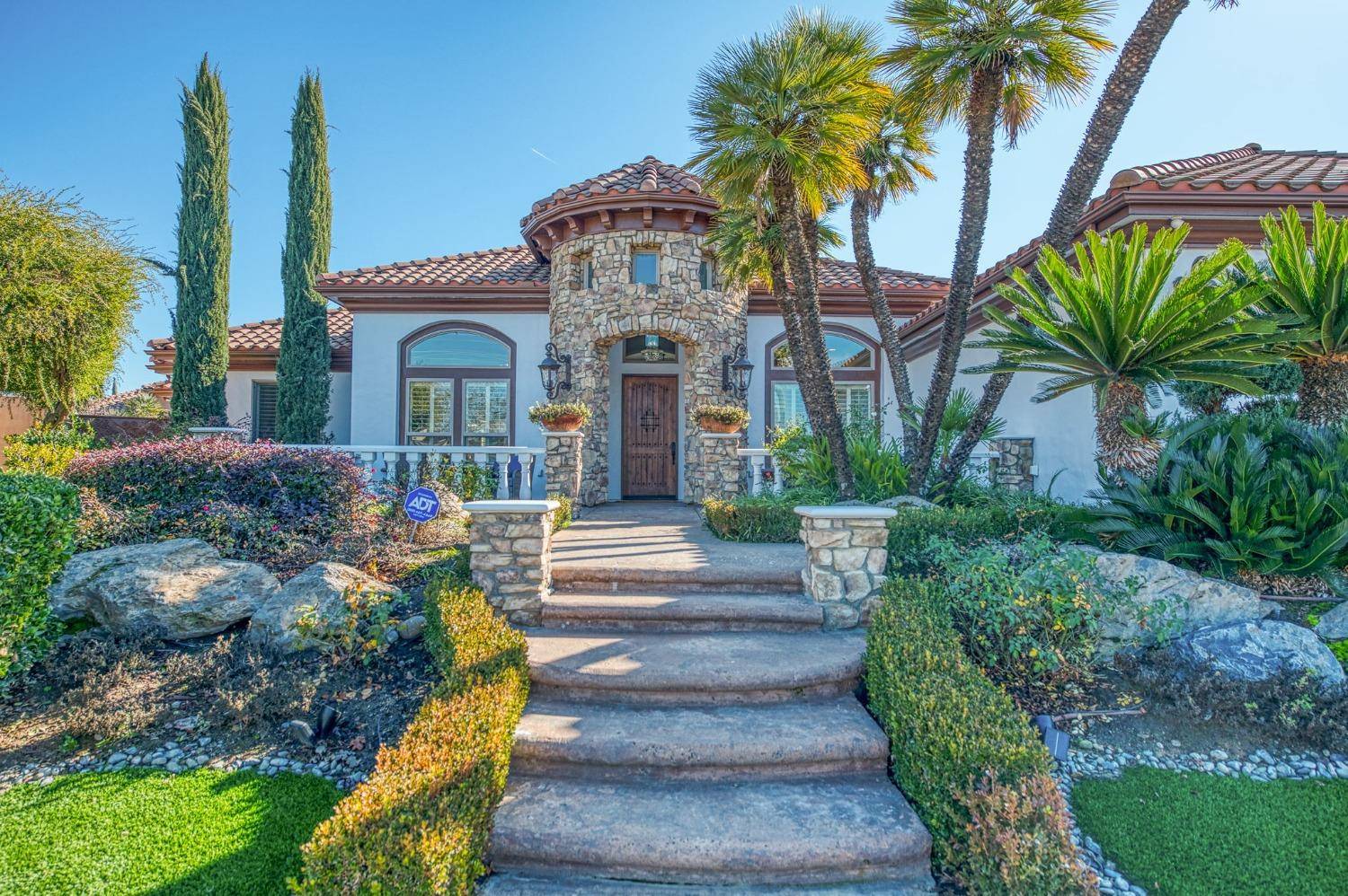 Fresno, CA 93730,2243 E Carnoustie AVE