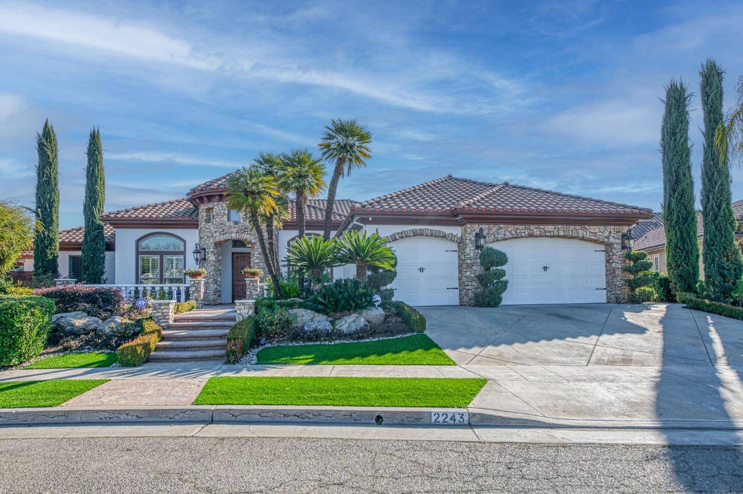 Fresno, CA 93730,2243 E Carnoustie AVE