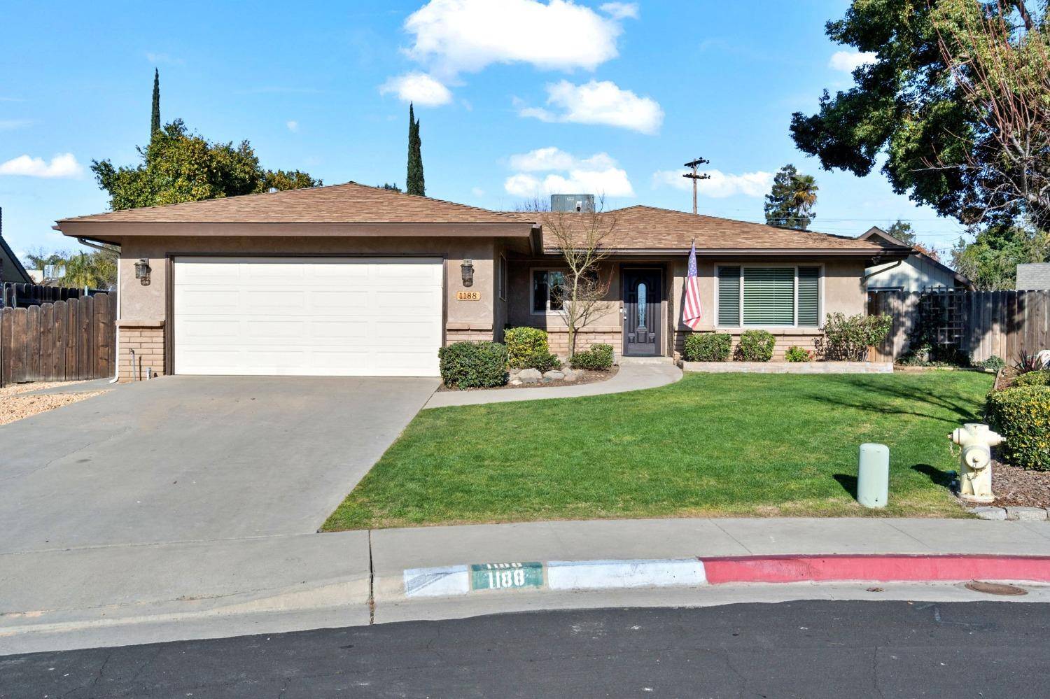 Reedley, CA 93654,1188 W Oak Drive CIR