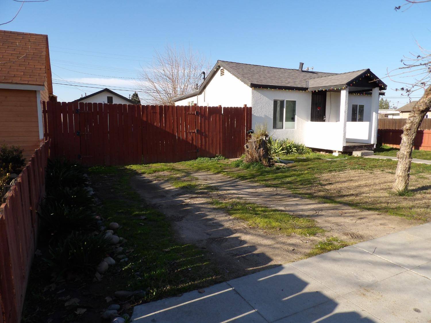 Chowchilla, CA 93610,1312 Orange AVE