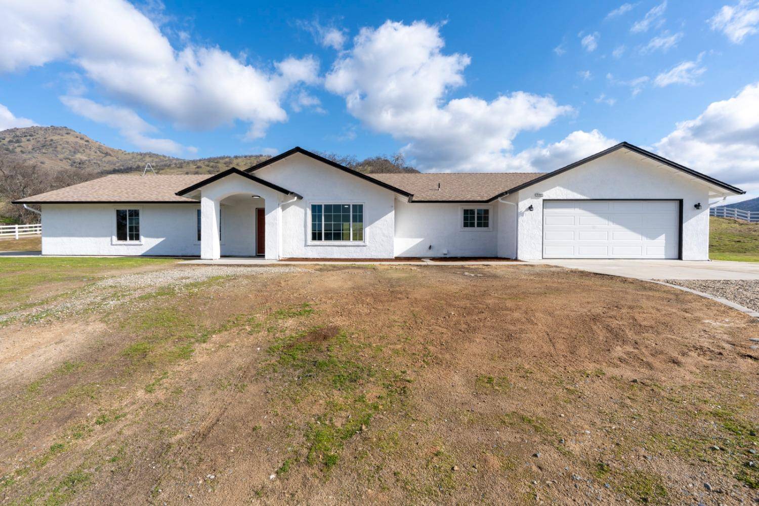 Sanger, CA 93657,6881 Morain DR