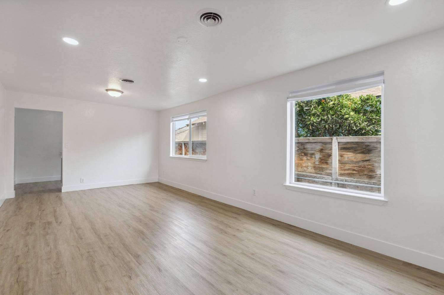 Fresno, CA 93701,1835 E Clay