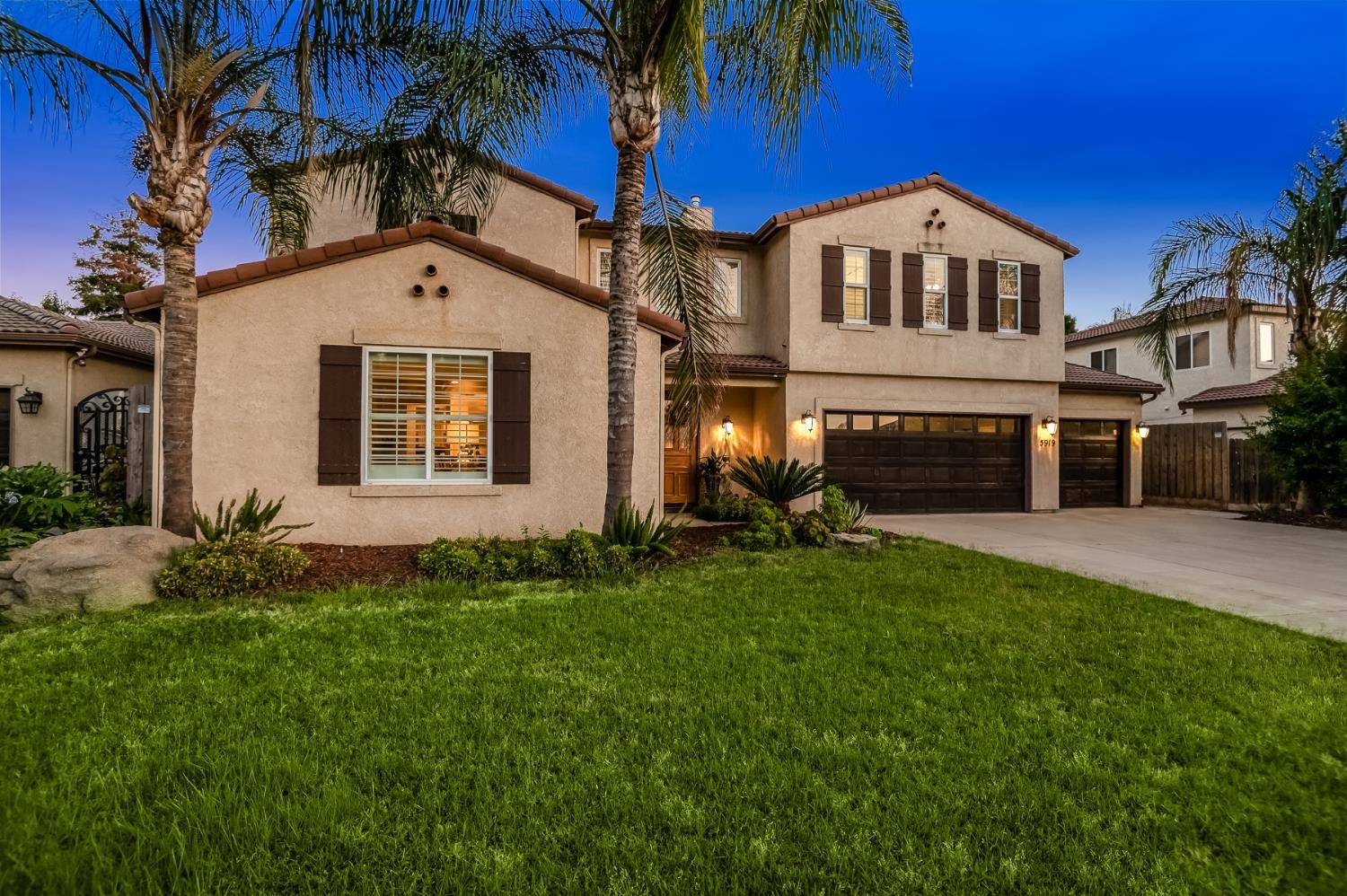 Visalia, CA 93291,5919 W Whitley AVE