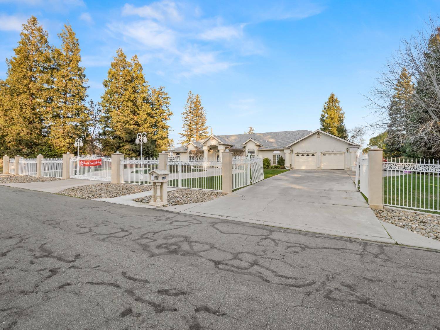 Clovis, CA 93619,6702 N Langley AVE