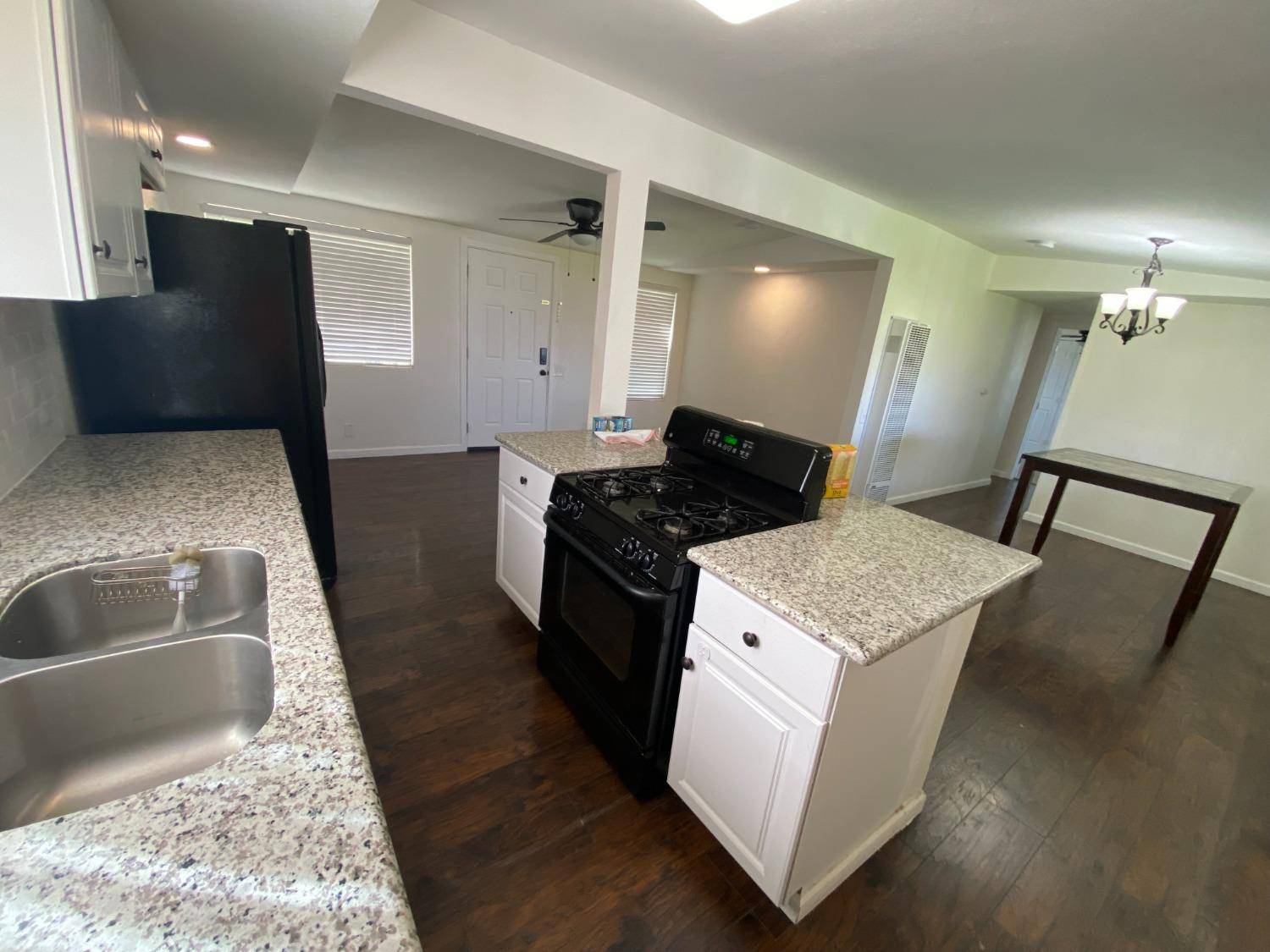 Caruthers, CA 93609,13208 S Marsh AVE