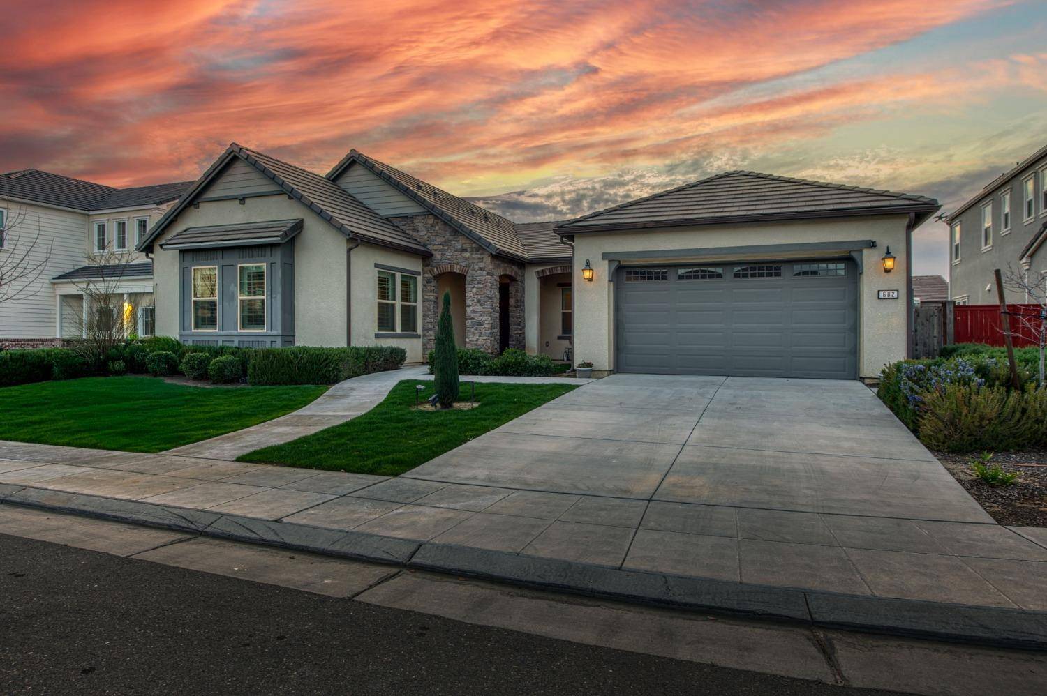 Madera, CA 93636,682 Parsons WAY