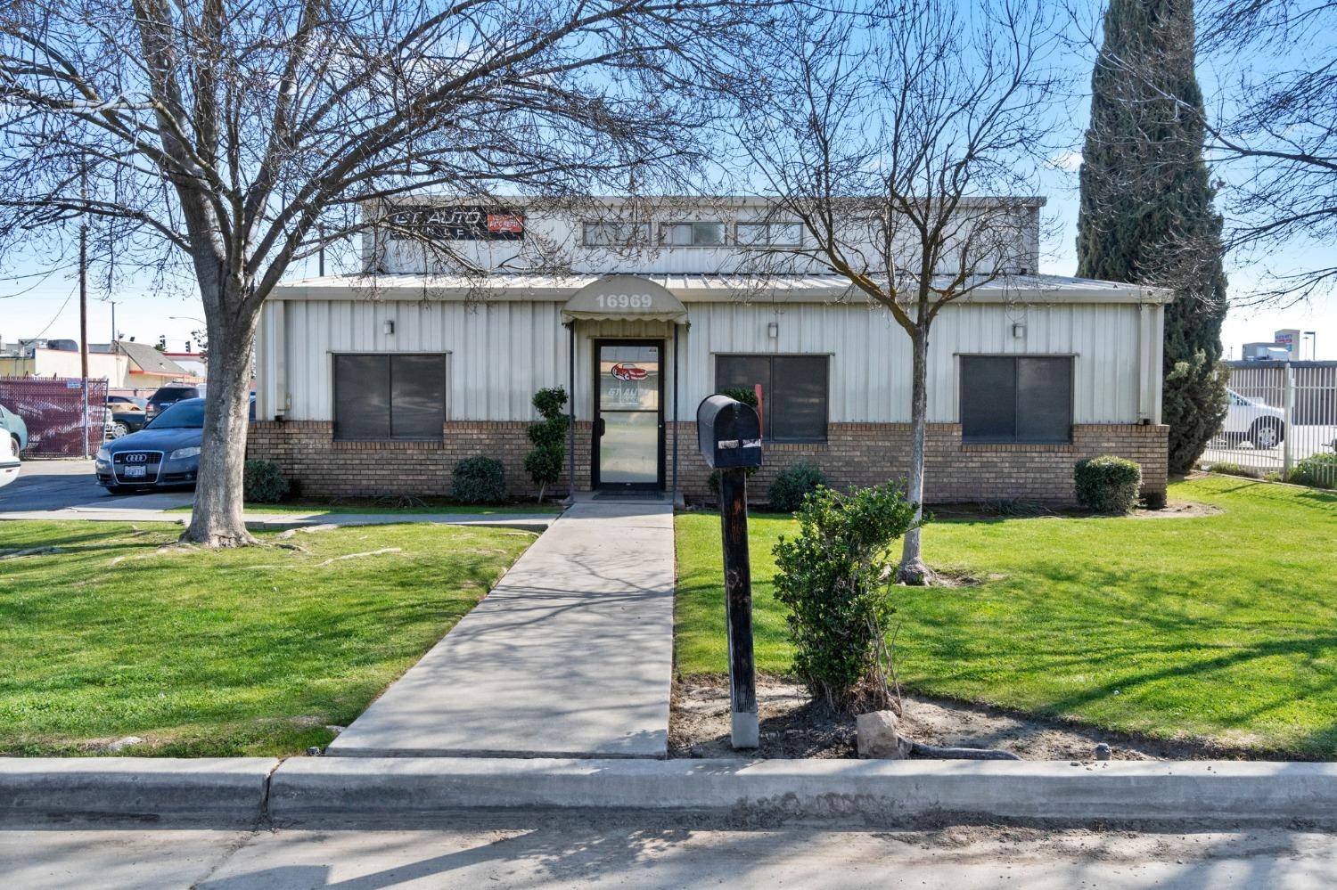 Madera, CA 93638,16969 Hill DR