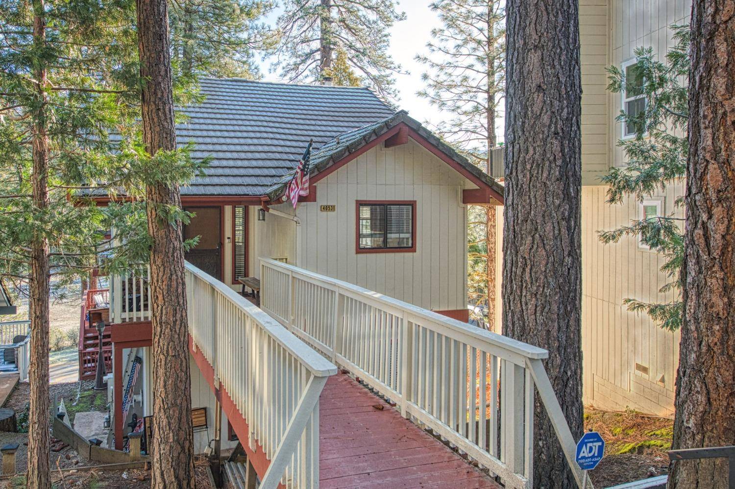 Bass Lake, CA 93604,40531 Saddleback RD