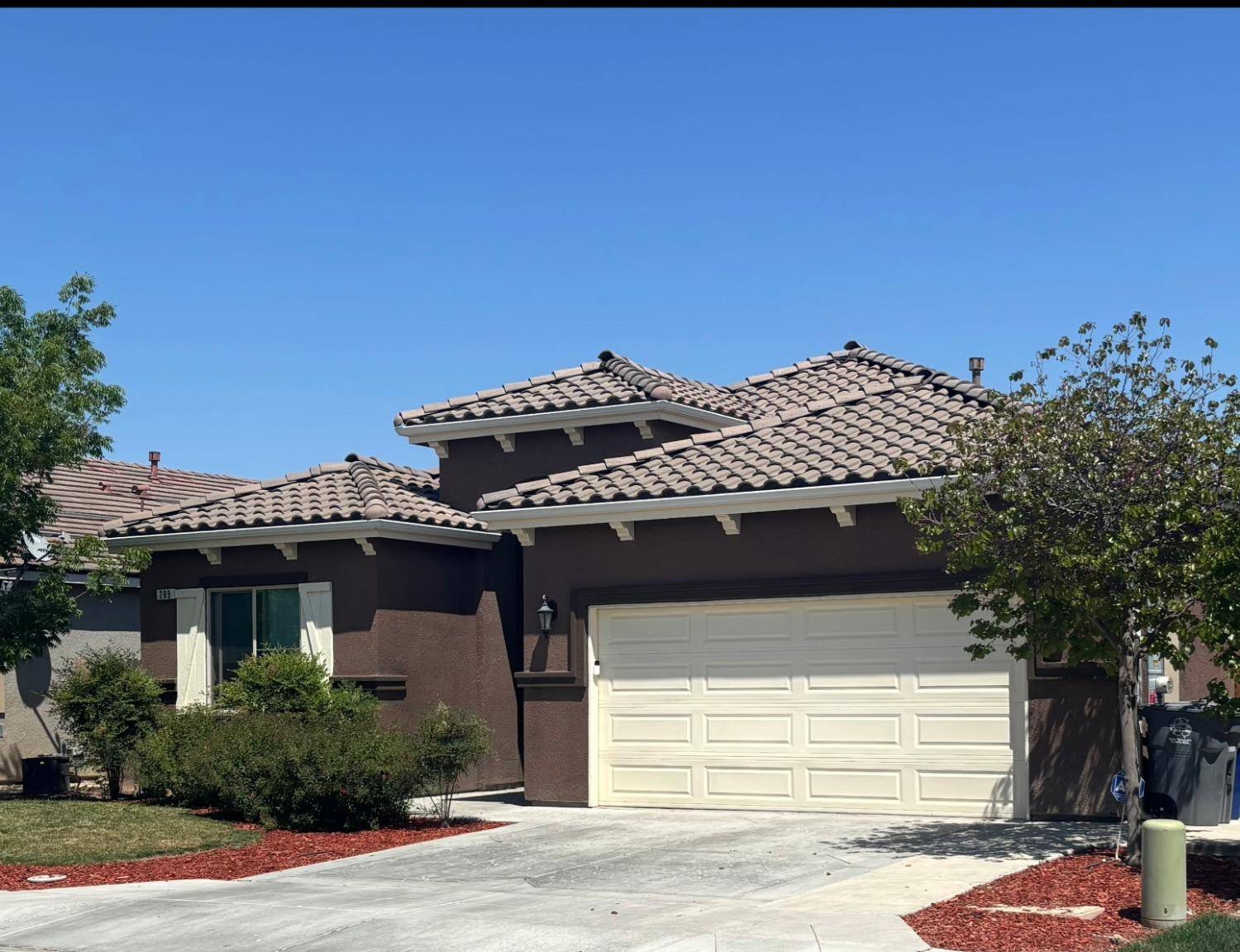 Madera, CA 93637,289 S Timberline DR