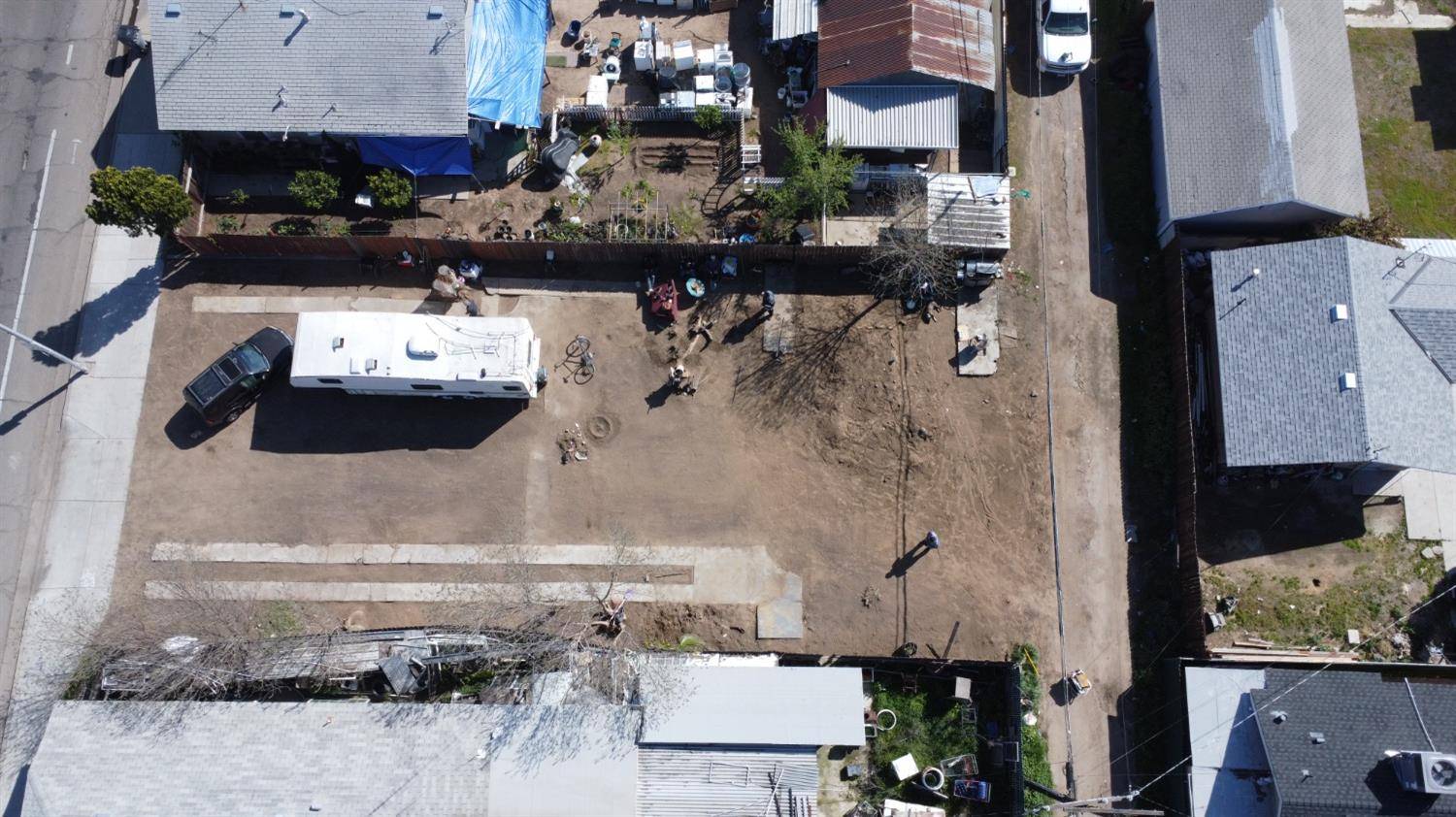 Fresno, CA 93702,623 N First