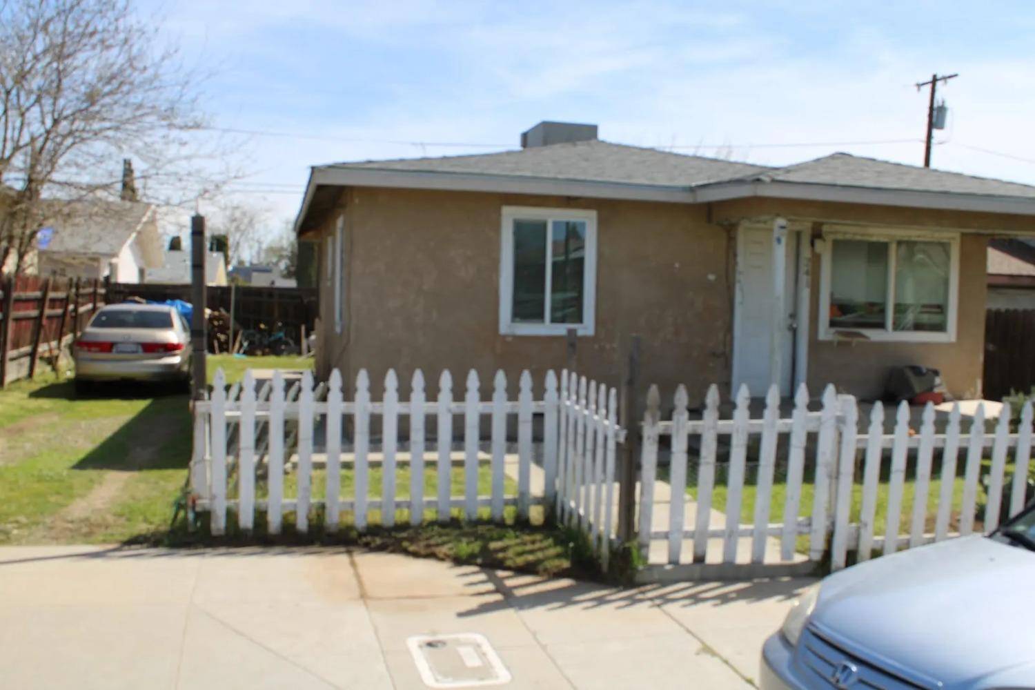 Madera, CA 93638,241 Hull AVE