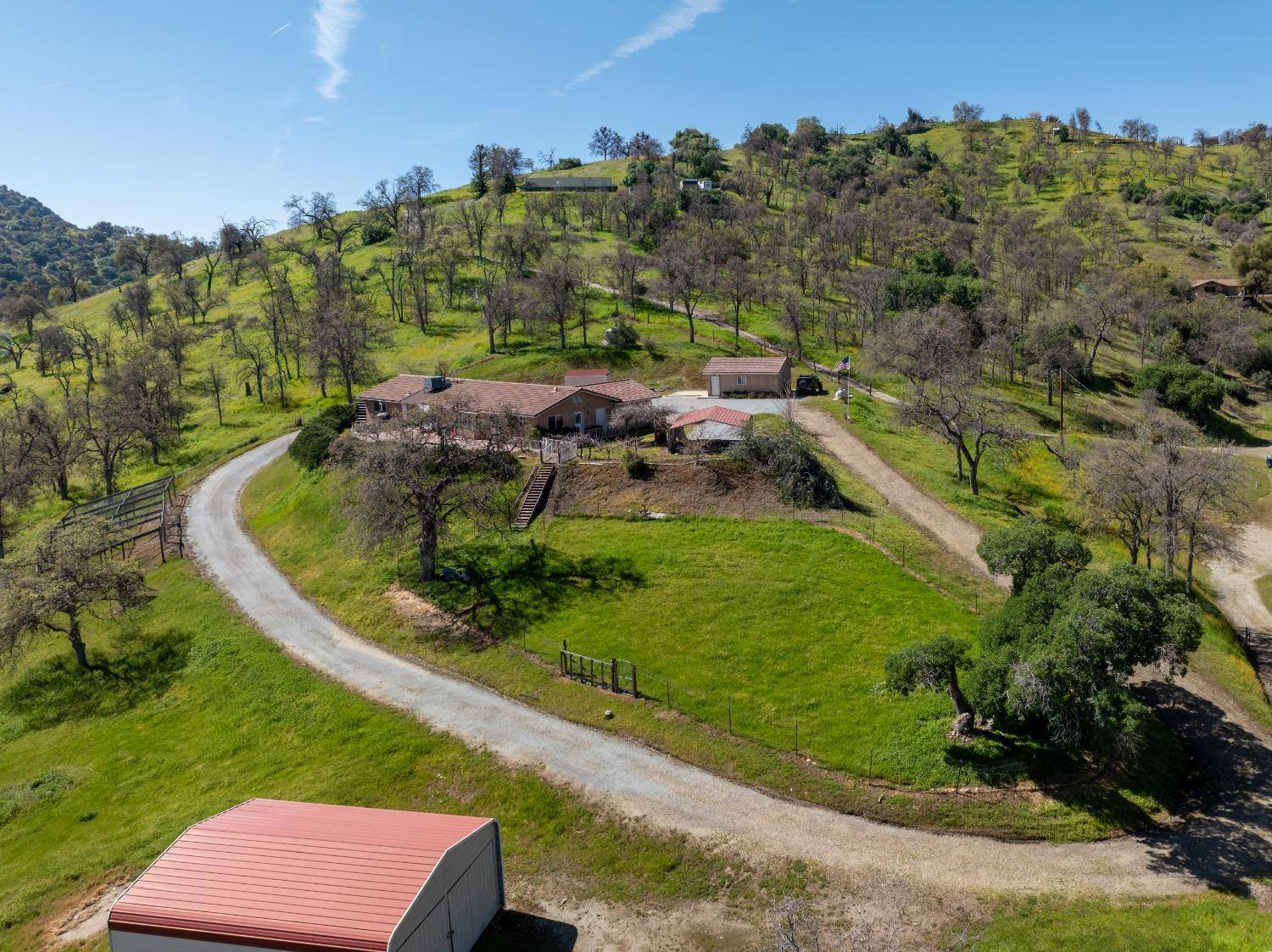 Yokuts Valley, CA 93675,1747 Silver LN