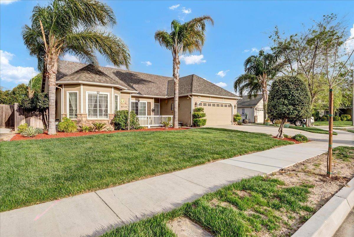Lemoore, CA 93245,952 Privilege WAY