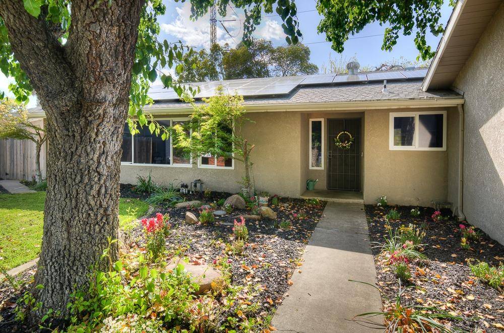 Clovis, CA 93611,1852 Escalon AVE