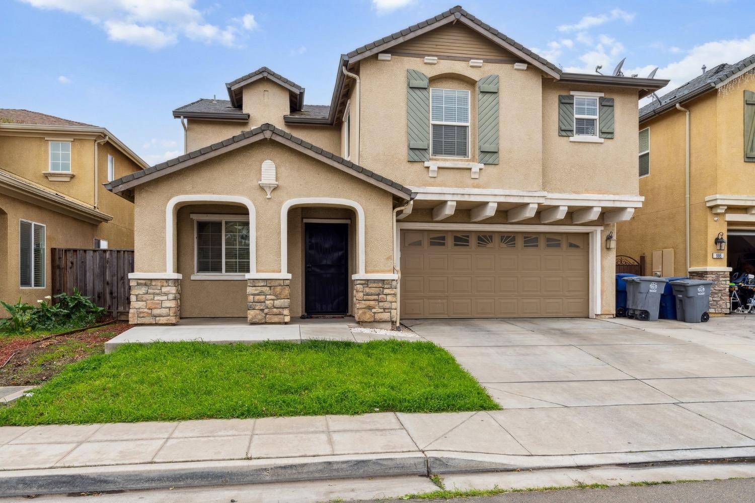 Madera, CA 93638,996 Papaya St