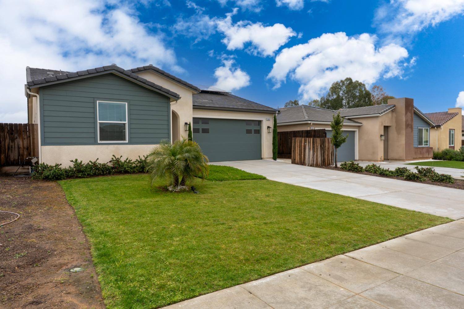 Clovis, CA 93619,3345 Las Rosas AVE