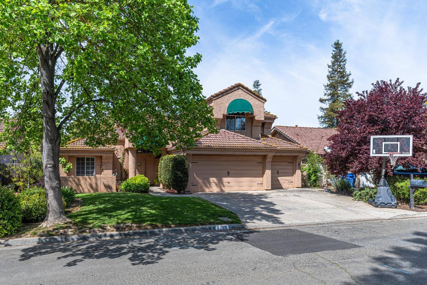 Fresno, CA 93711,6269 Alva Ave