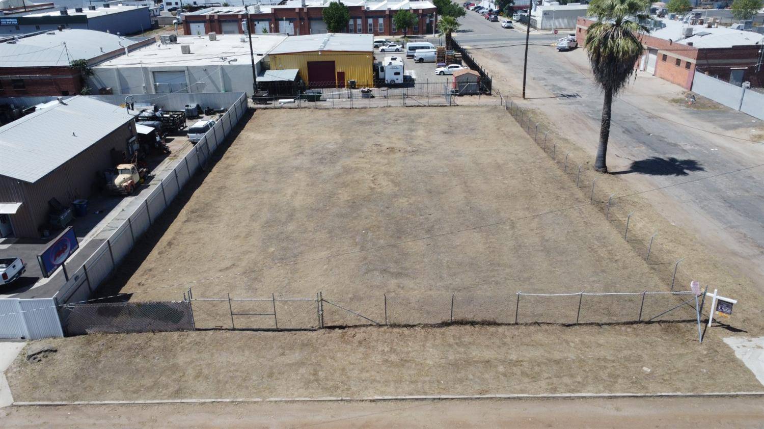 Fresno, CA 93721,1904 S Sarah ST