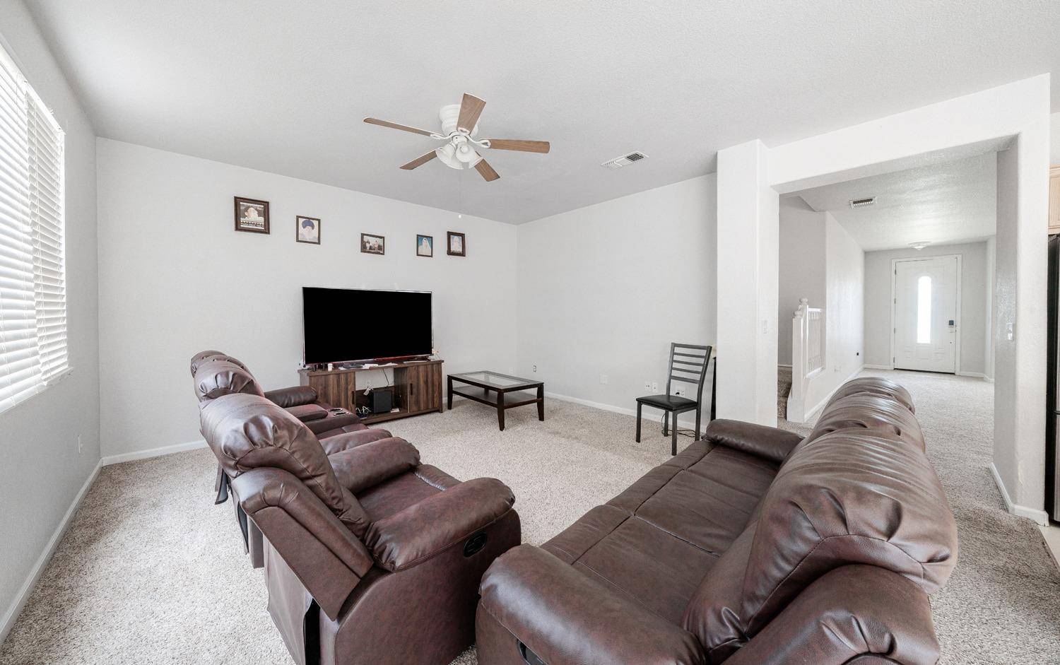 Chowchilla, CA 93610,570 Parkridge DR