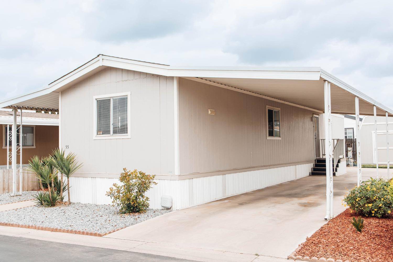 Tulare, CA 93274,900 E Rankin Road