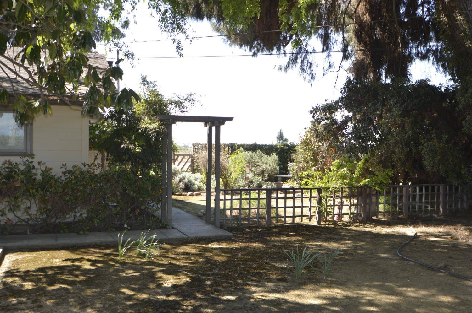 Dinuba, CA 93618,41493 Road 96