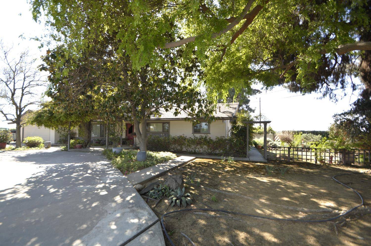 Dinuba, CA 93618,41493 Road 96