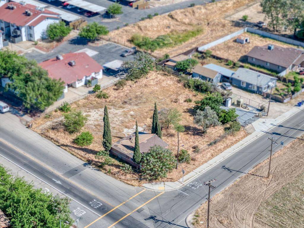 Selma, CA 93662,2695 Nebraska AVE