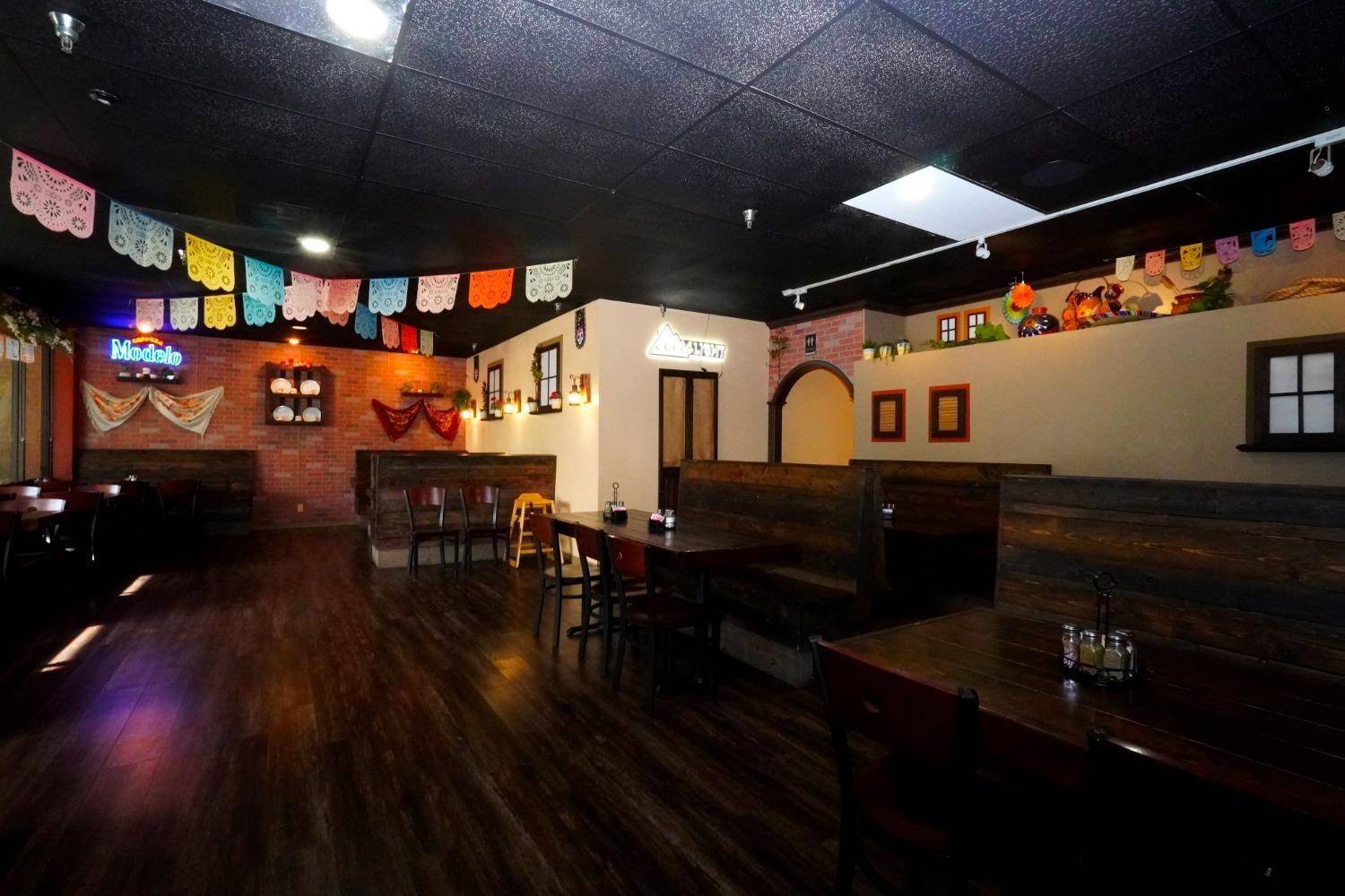 Fresno, CA 93711,3050 W Shaw AVE