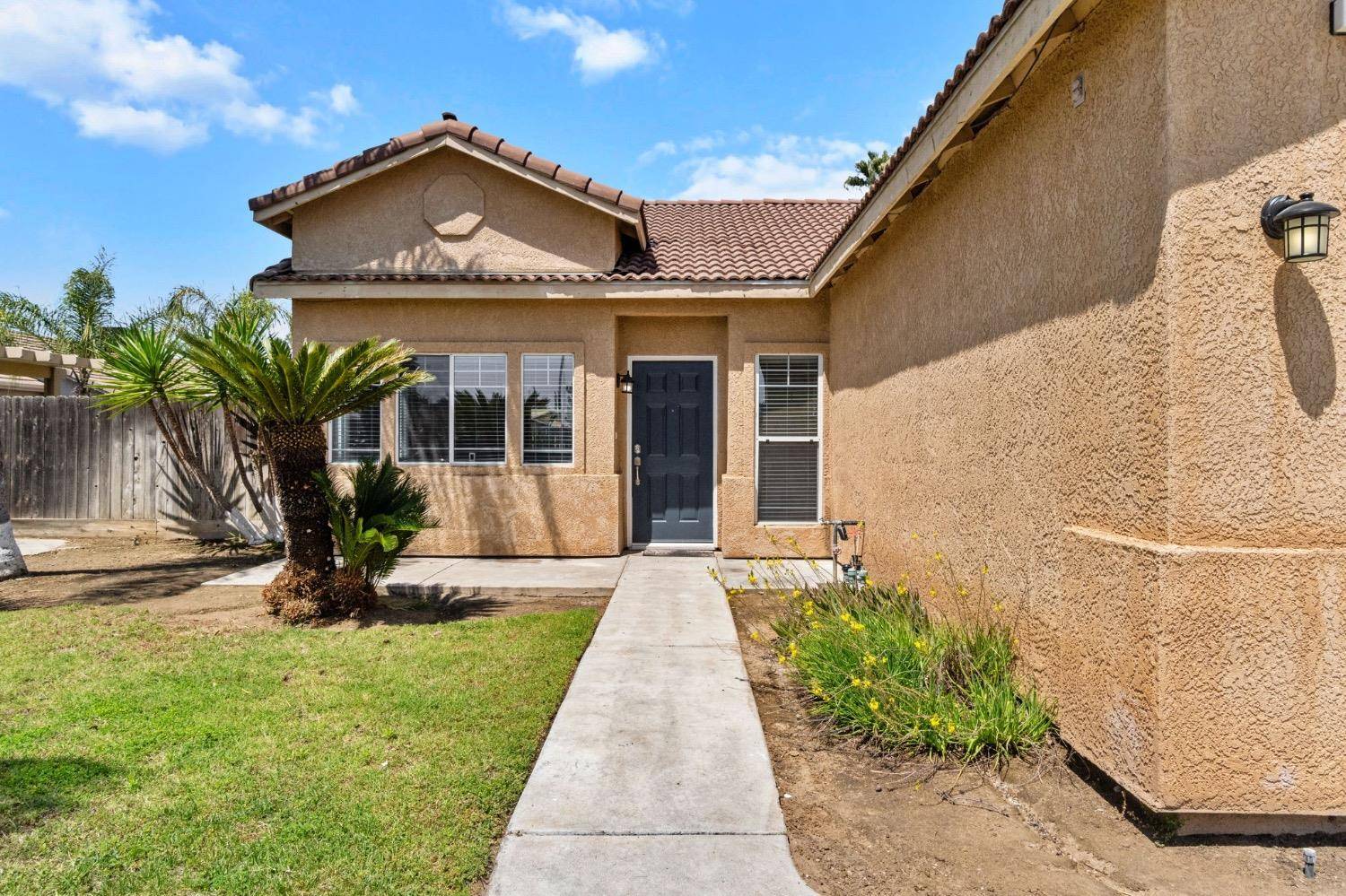 Fresno, CA 93727,6468 E Fillmore AVE
