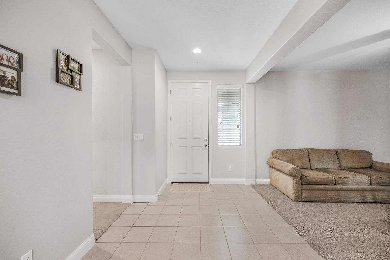 Fowler, CA 93625,996 E Boornazian AVE