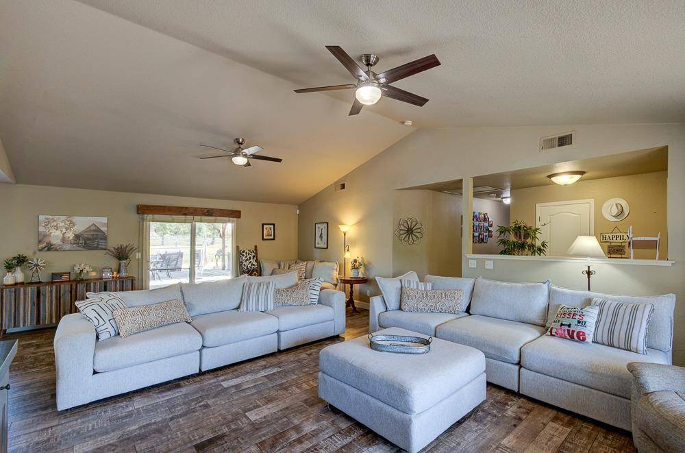 Sanger, CA 93657,20794 E Weldon AVE