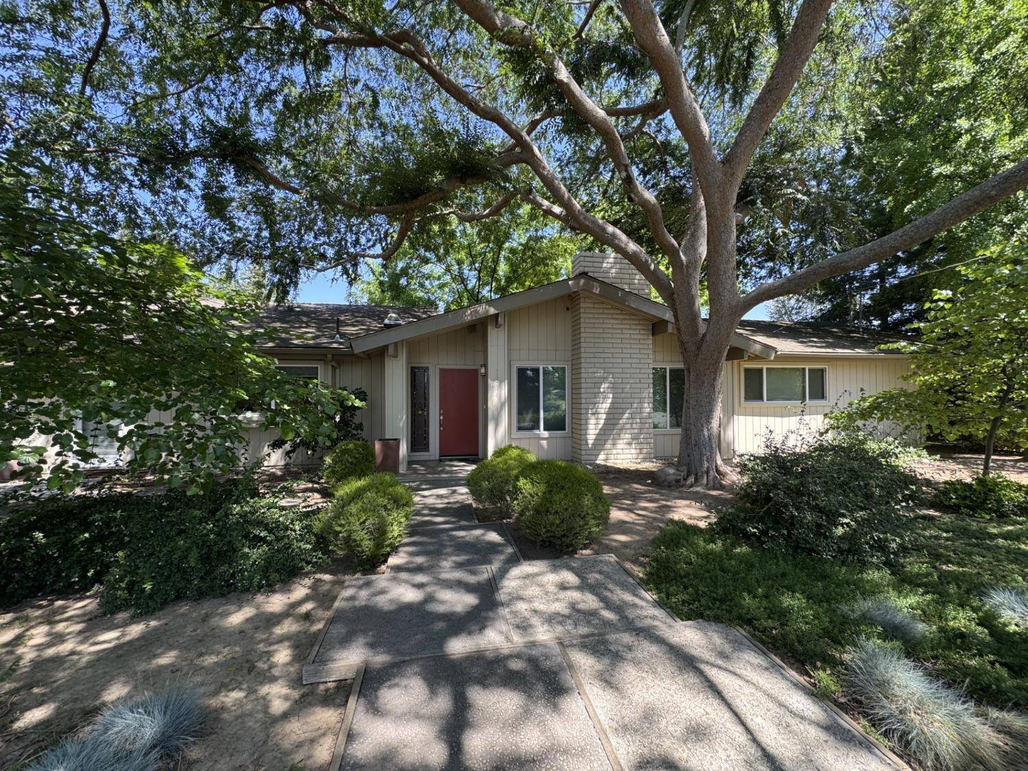 Fresno, CA 93723,3314 N Bryan AVE