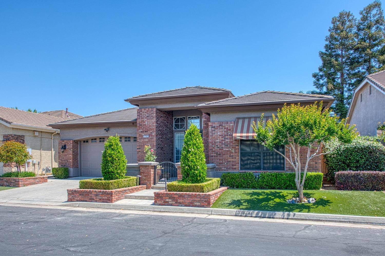 Fresno, CA 93720,7762 N Hillsdale DR
