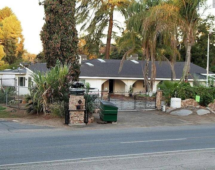 Fresno, CA 93727,1636 S Clovis Ave