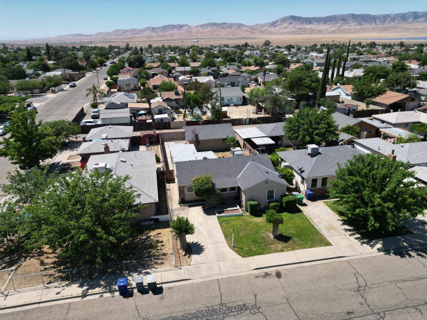 Avenal, CA 93204,324 E San Mateo ST