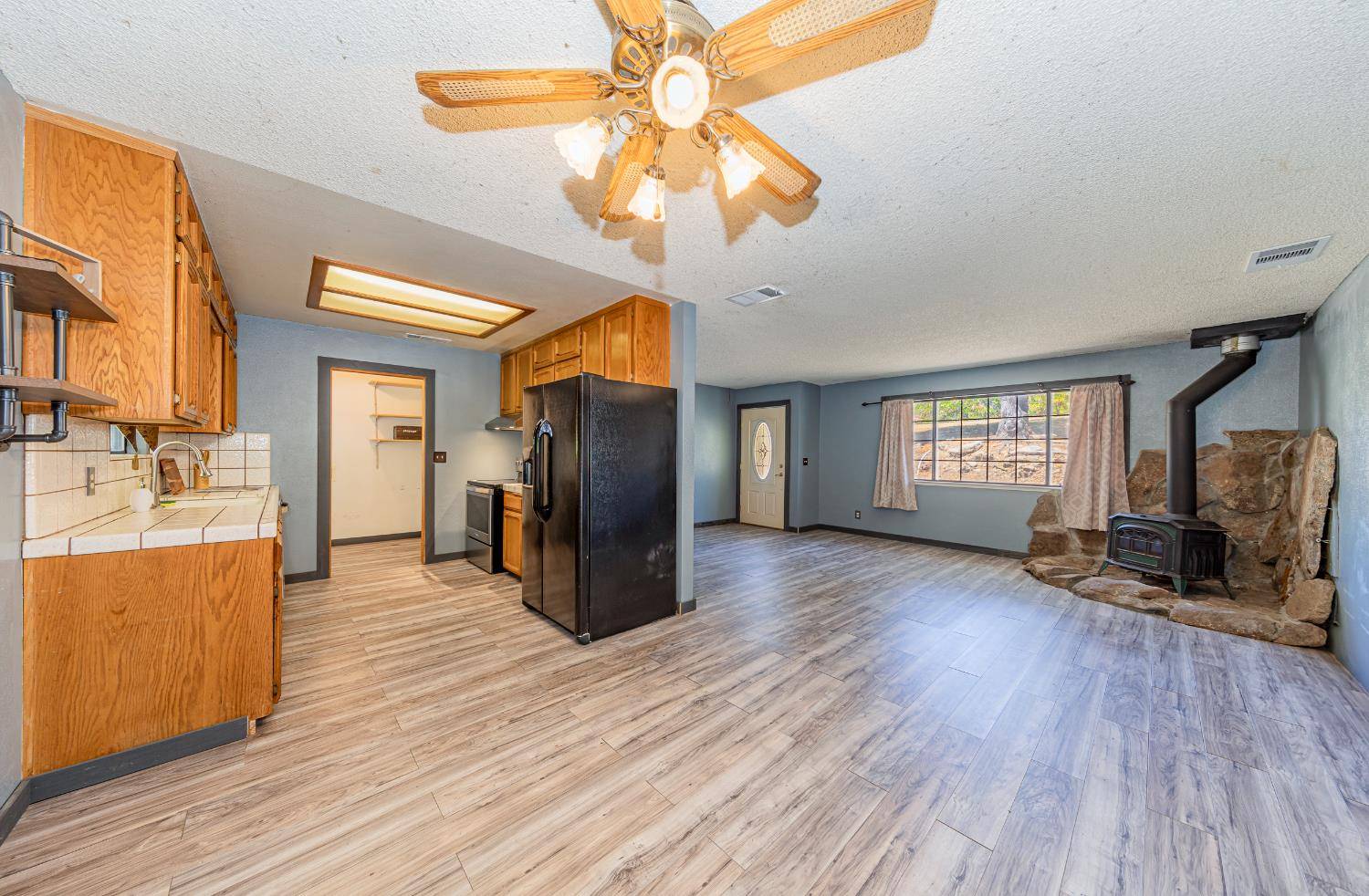 Coarsegold, CA 93614,43096 Deer Trail WAY