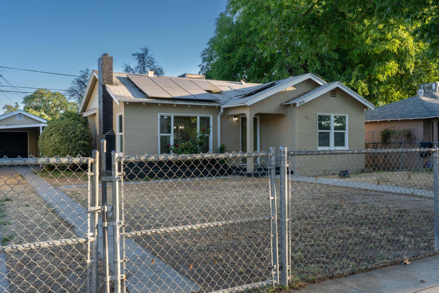 Fresno, CA 93727,4918 E Illinois AVE