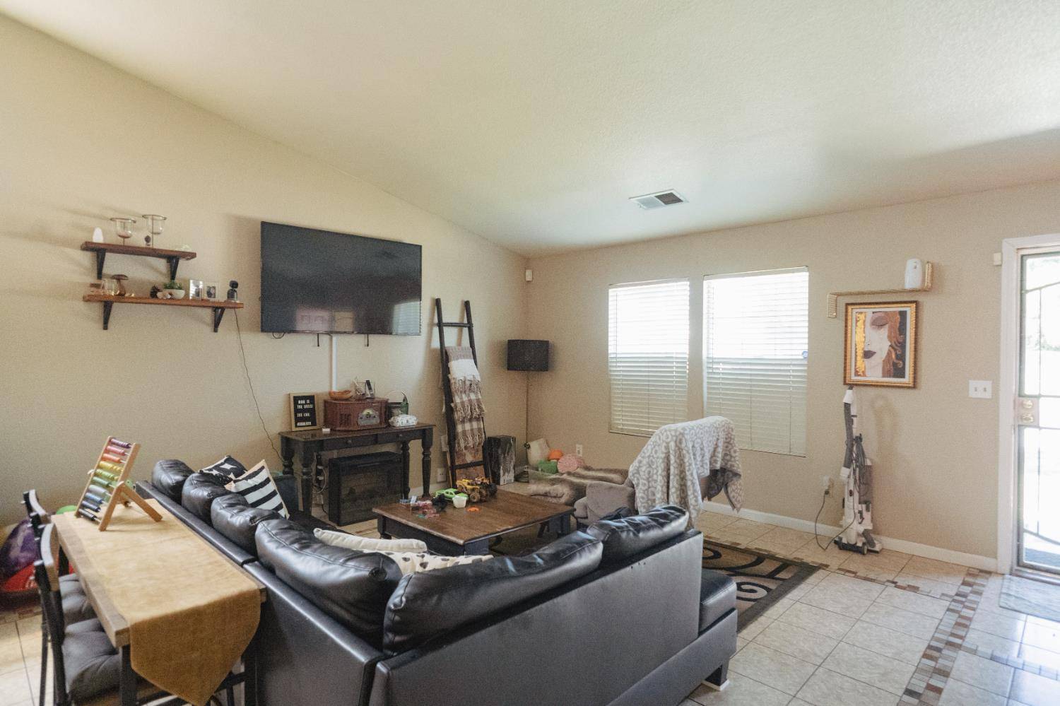 Merced, CA 95348,310 Buena Vista CT